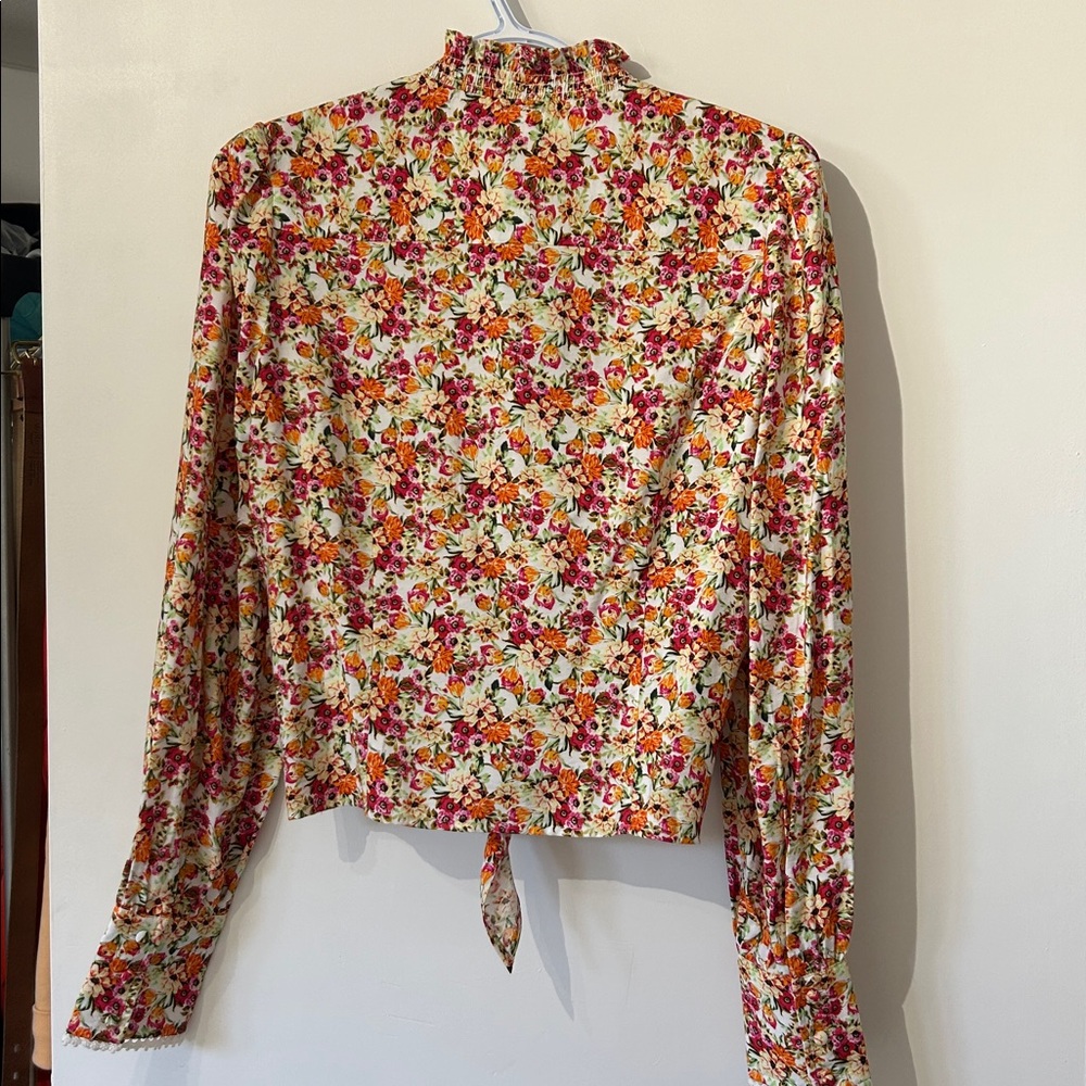 Guess blouse - Picture 4 of 5
